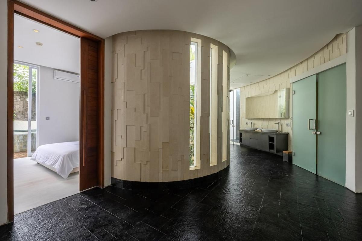 Modern 2br With Private Pool Prime Location Villa Seminyak (Bali)