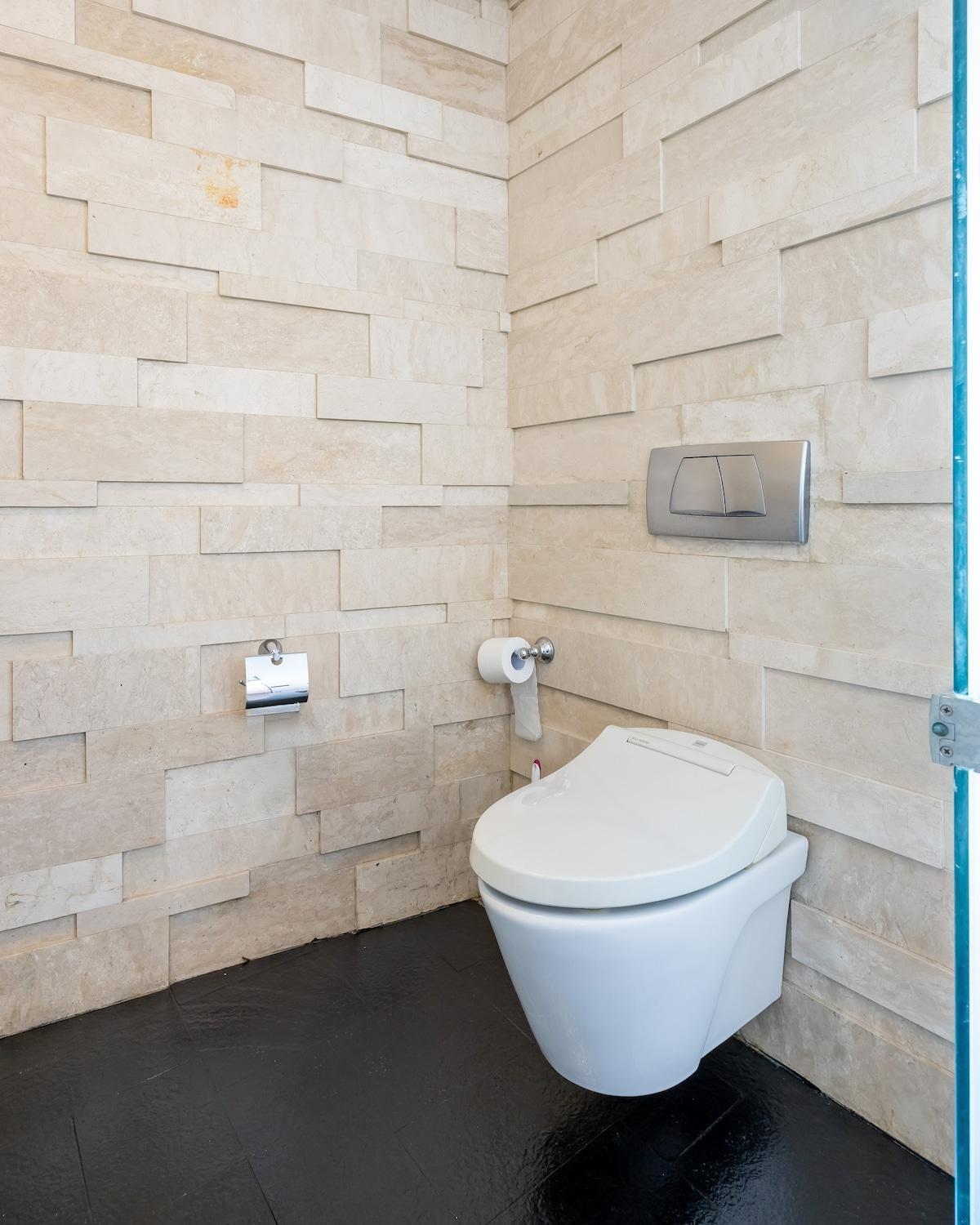 Modern 2br With Private Pool Prime Location Seminyak (Bali)