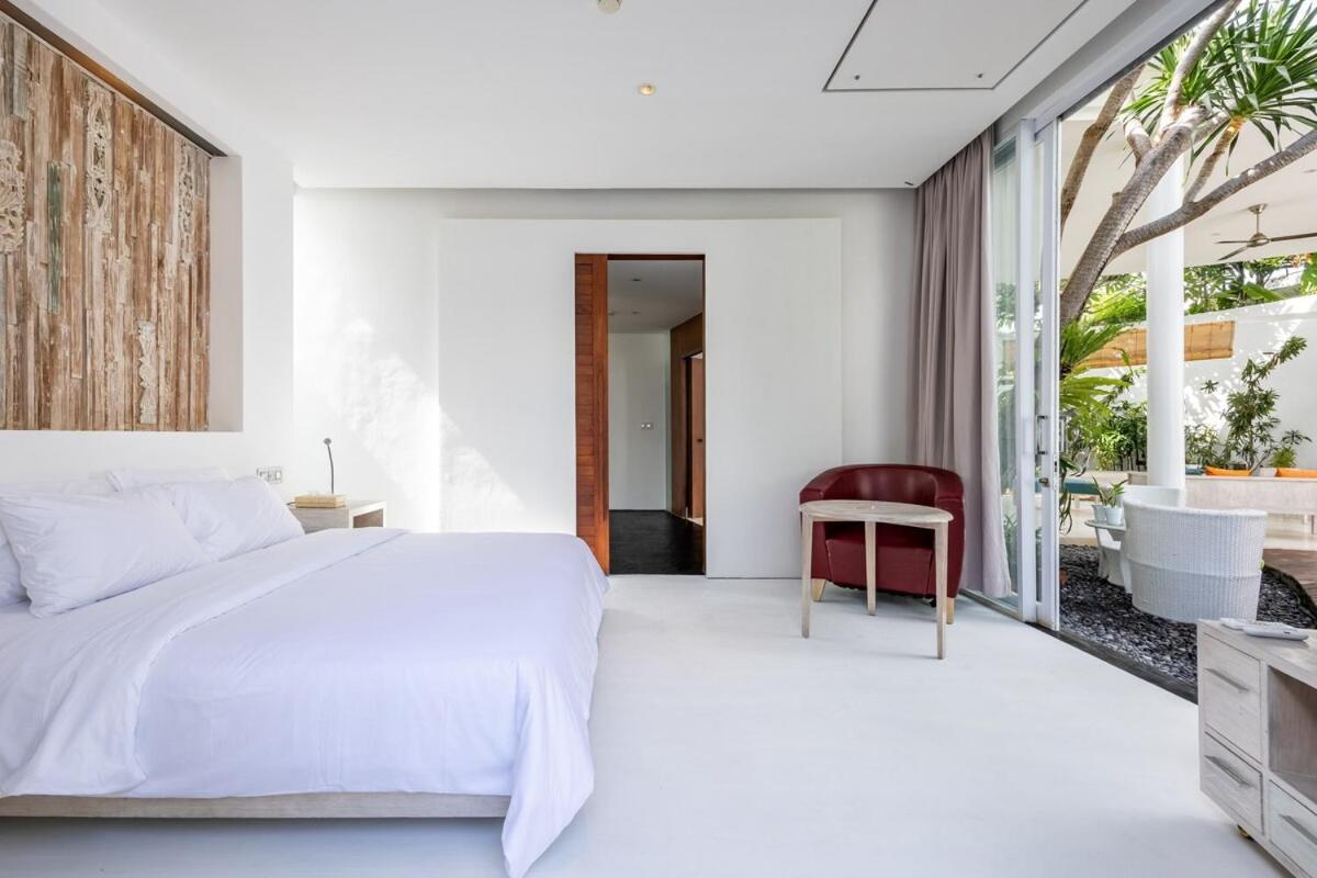 Modern 2br With Private Pool Prime Location Villa